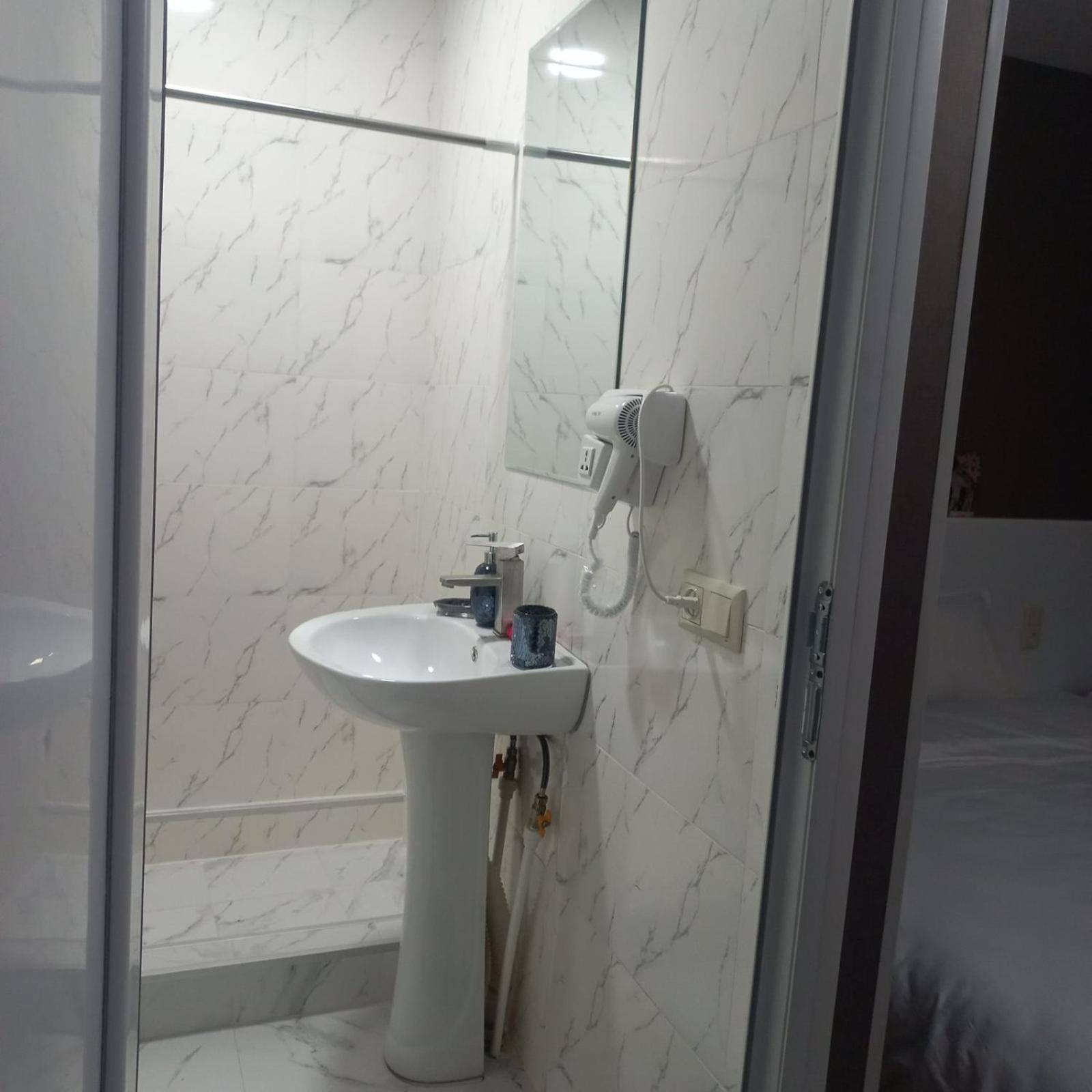 Ira & Vaso'S Guest House Borjomipark Rom bilde