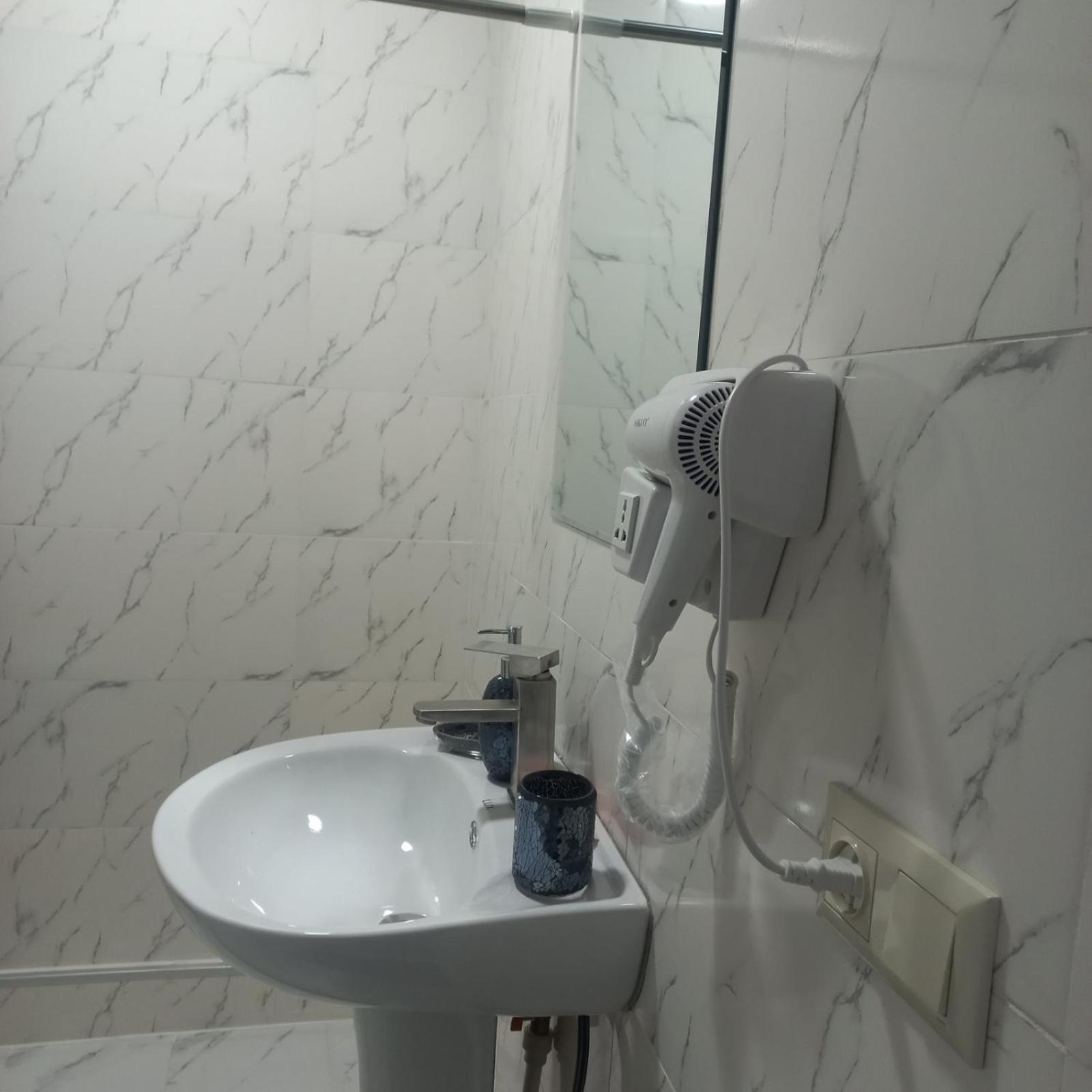 Ira & Vaso'S Guest House Borjomipark Rom bilde
